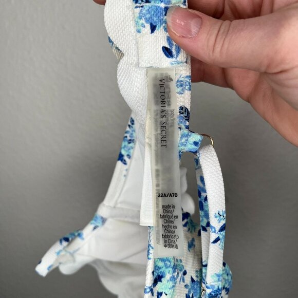 Victorias Secret Floral Underwire Swim top 32A Blue & White Scalloped trim - Picture 11 of 12
